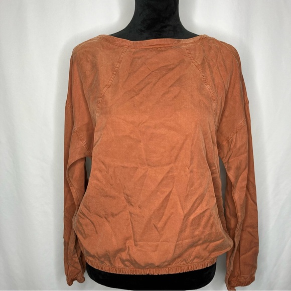 PrAna Lavender Bay Terracotta Long Sleeve Blouse with Cinched Cuffs NWT - Picture 4 of 15